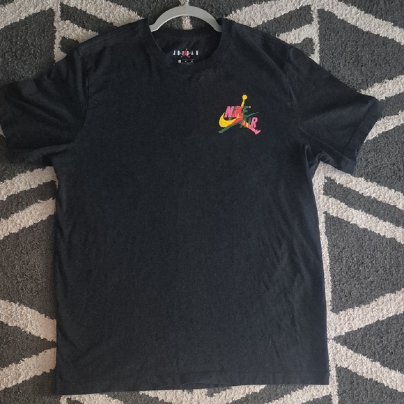 Nike Other - Nike Black Tee with Multicolor Logo